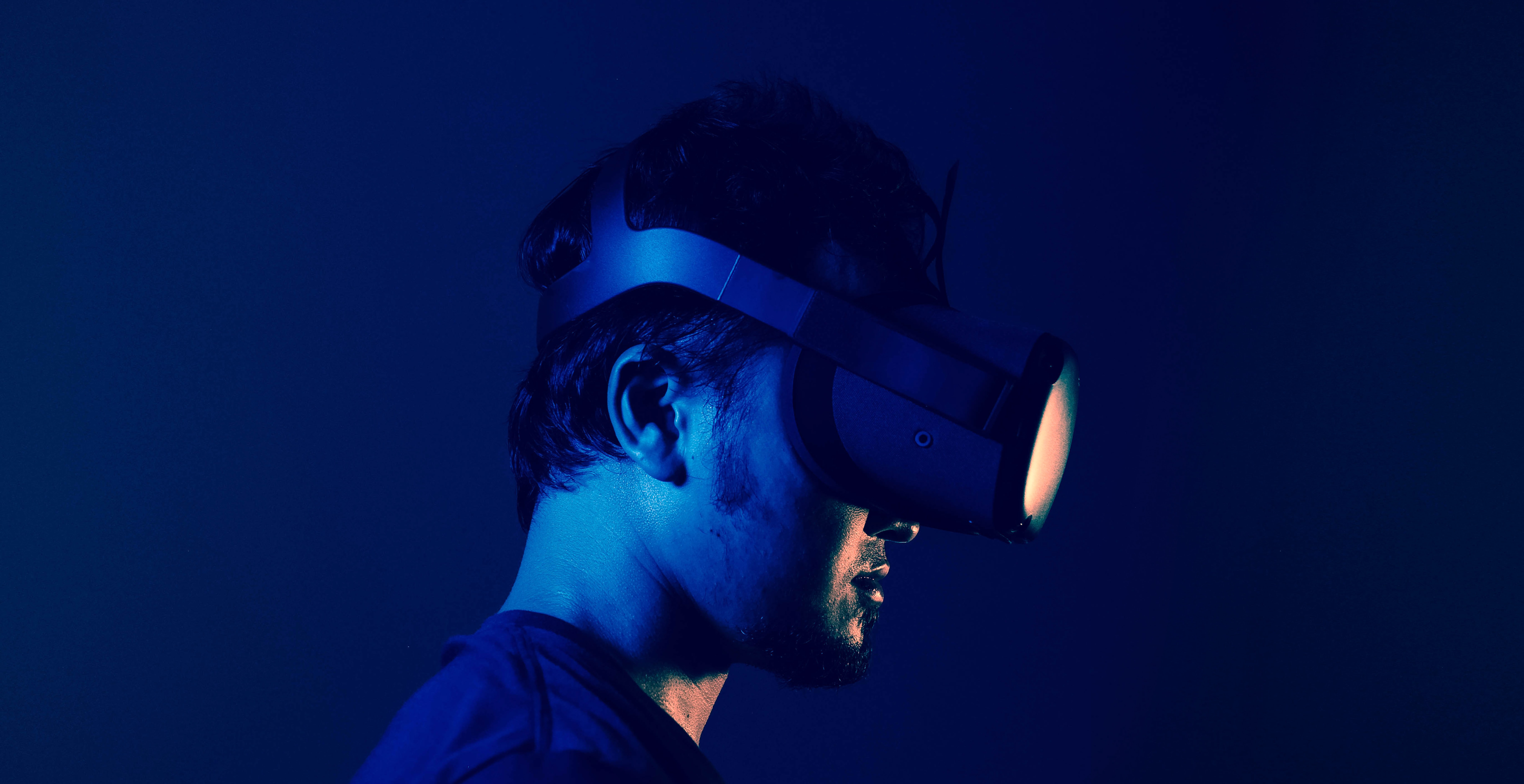 Is Facebook Cornering The Vr Market By Casey Newton