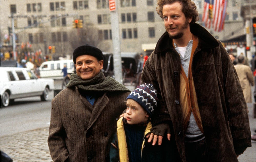 Justice for Harry and Marv. Home Alone 2 Lost in New York (1992)