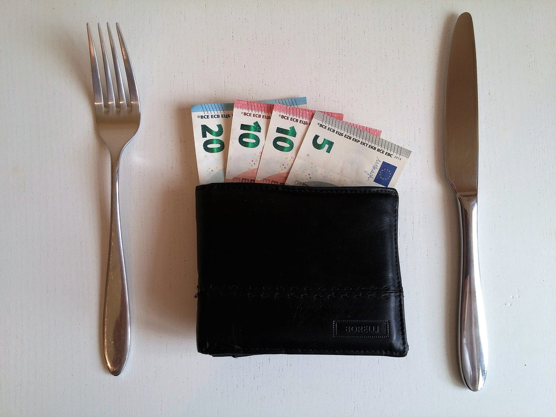 Tipping Culture in Portugal by Carol A. Wilcox