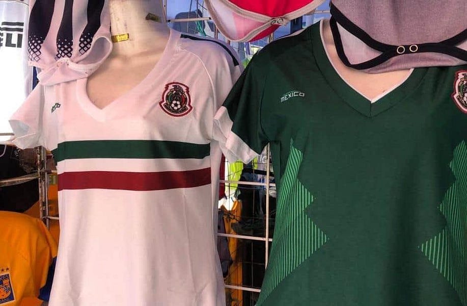 El Otro Imperio La Pirateria Deportiva By El Mister El Mister