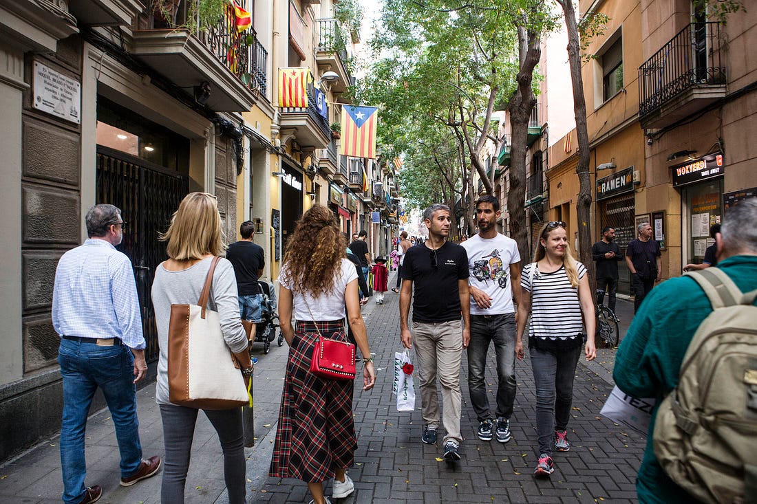 In the Gracia neighborhood superblock in Barcelona. (Picture: Maysun for Vox) 
