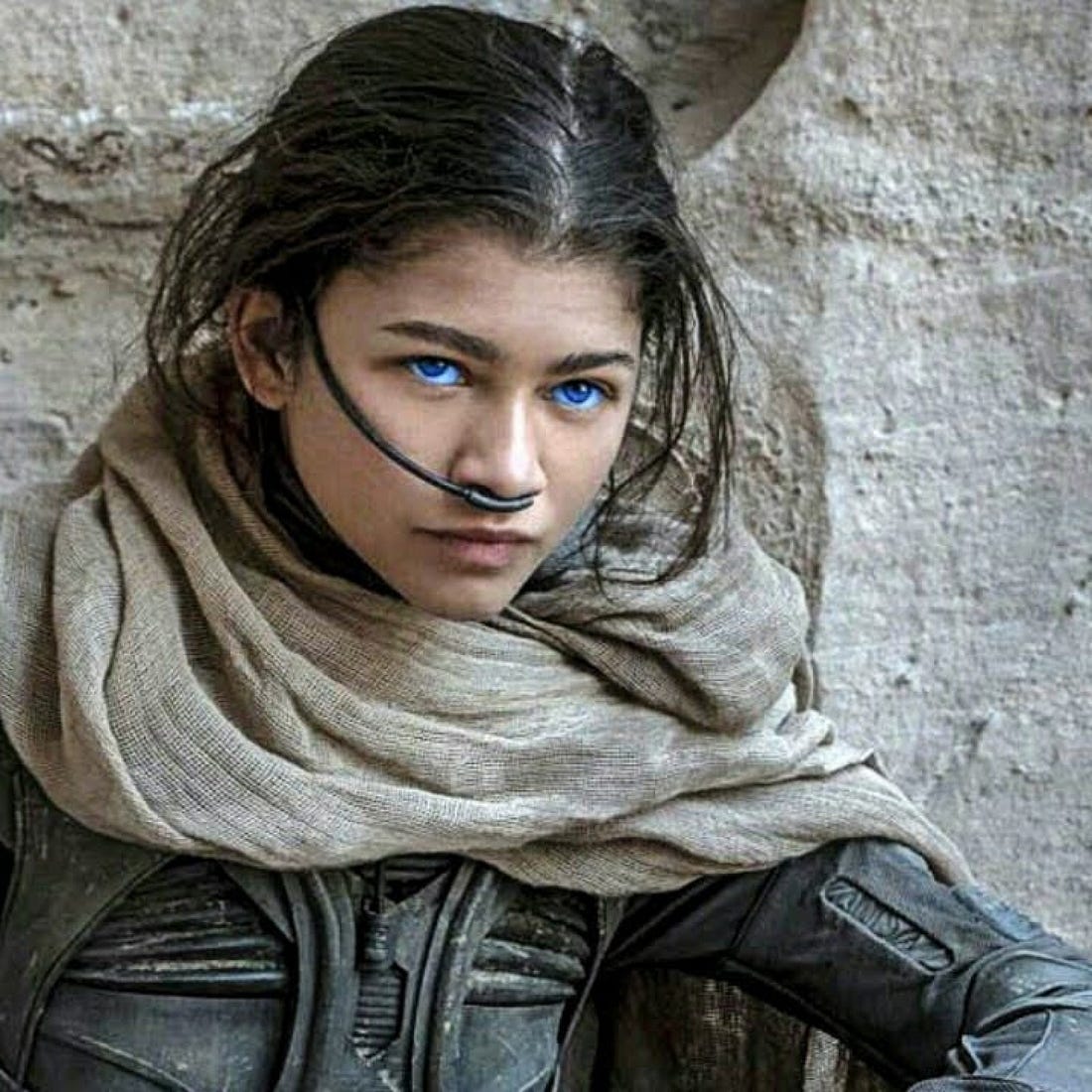 Blue eyes in Dune (2021)