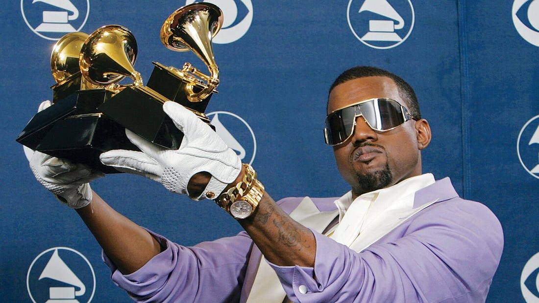 Kanye wearing a gold Vacheron Constantin Overseas at the 2006 Grammys