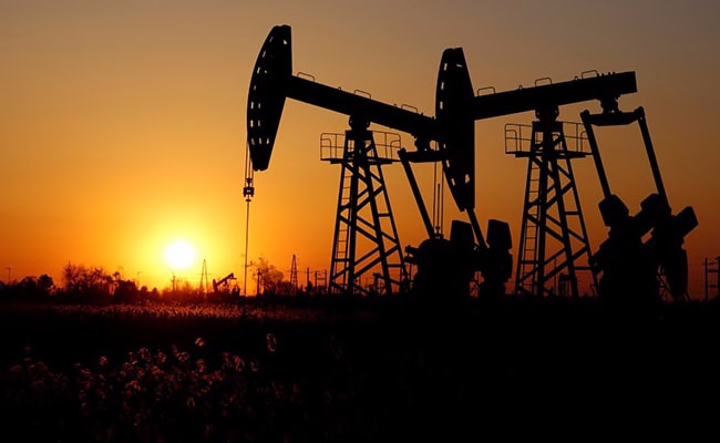 Crude Oil Prices Settle Higher On Renewed Supply Concerns: Report