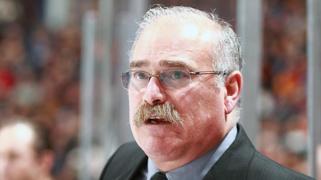 MacLean hired by Maple Leafs as assistant coach