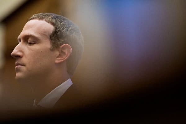 Mark Zuckerberg, the Facebook chief executive, on Capitol Hill last week.