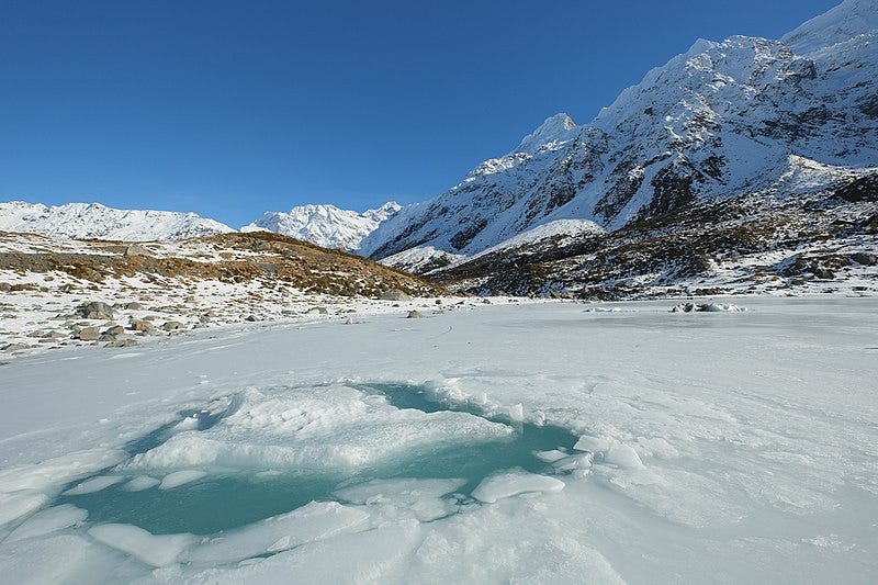 File:Broken ice on frozen Hooker Glacier Lake in winter.jpg