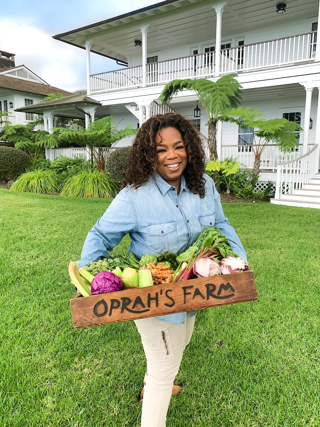 Take a Sneak Peek at Oprah&#39;s Hawaii Garden Bounty