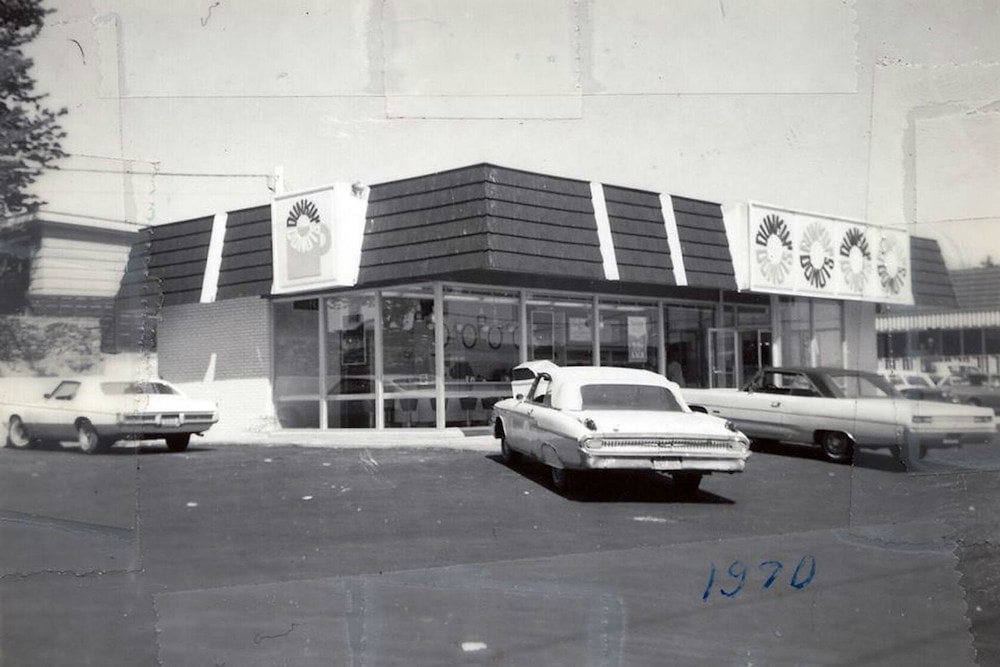 A Dunkin' Donuts in 1970