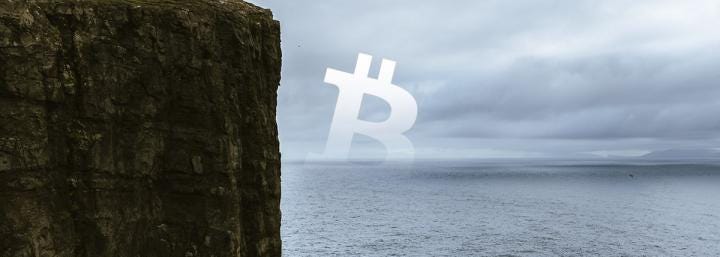 Bitcoin drops below $8200 as large transaction decrease 97% over past week