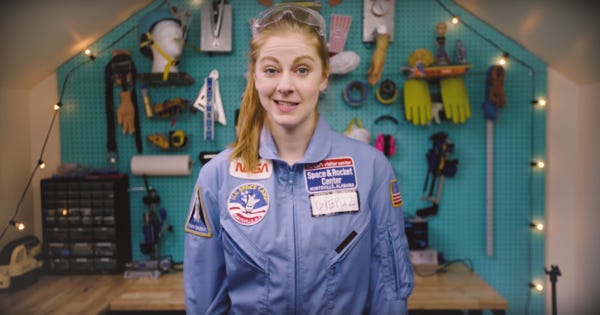 Simone Giertz (@SimoneGiertz) Simone Giertz (@SimoneGiertz)