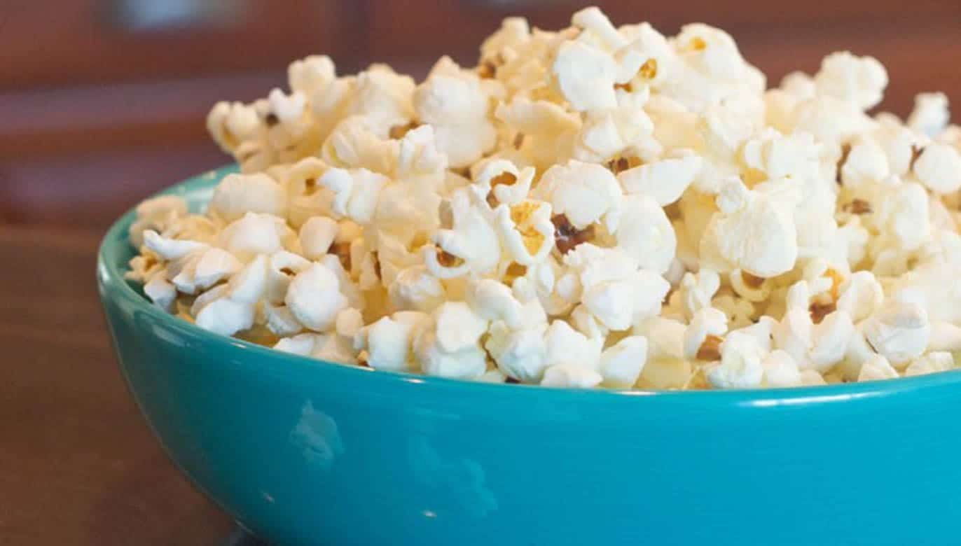 How To Cook Popcorn on the Stove How To Cook Popcorn on the Stove