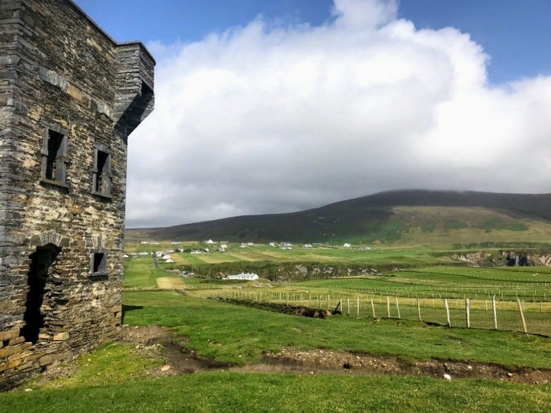 Lookout tower on the Malin Beg peninsula. One of 80 such towers built by the British in 1805. Lookout tower on the Malin Beg peninsula. One of 80 such towers built by the British in 1805.