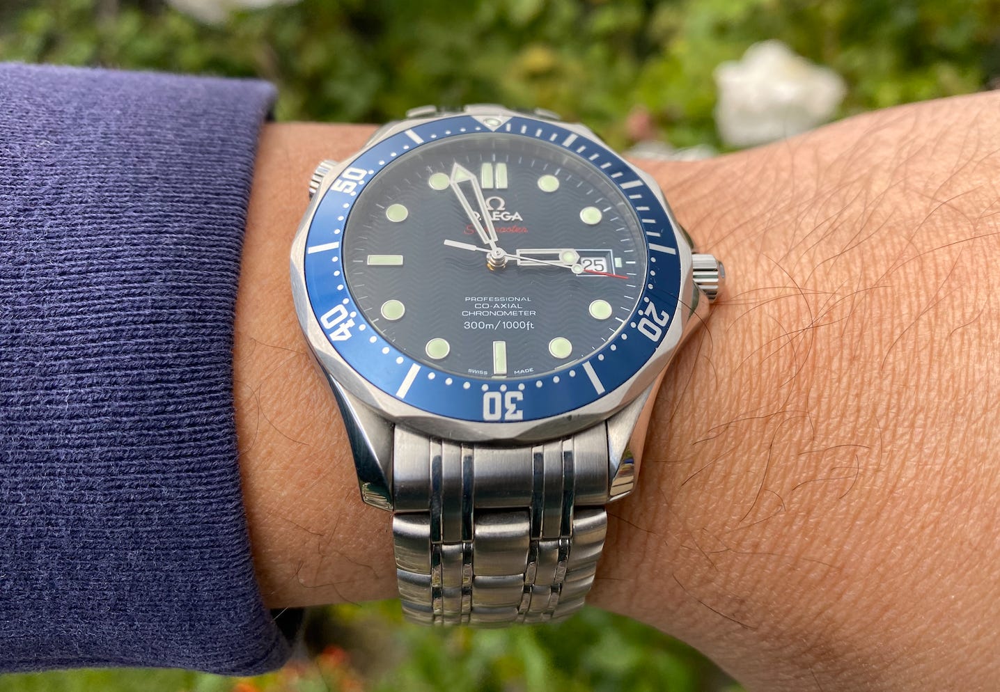omega seamaster 300m 2220.80