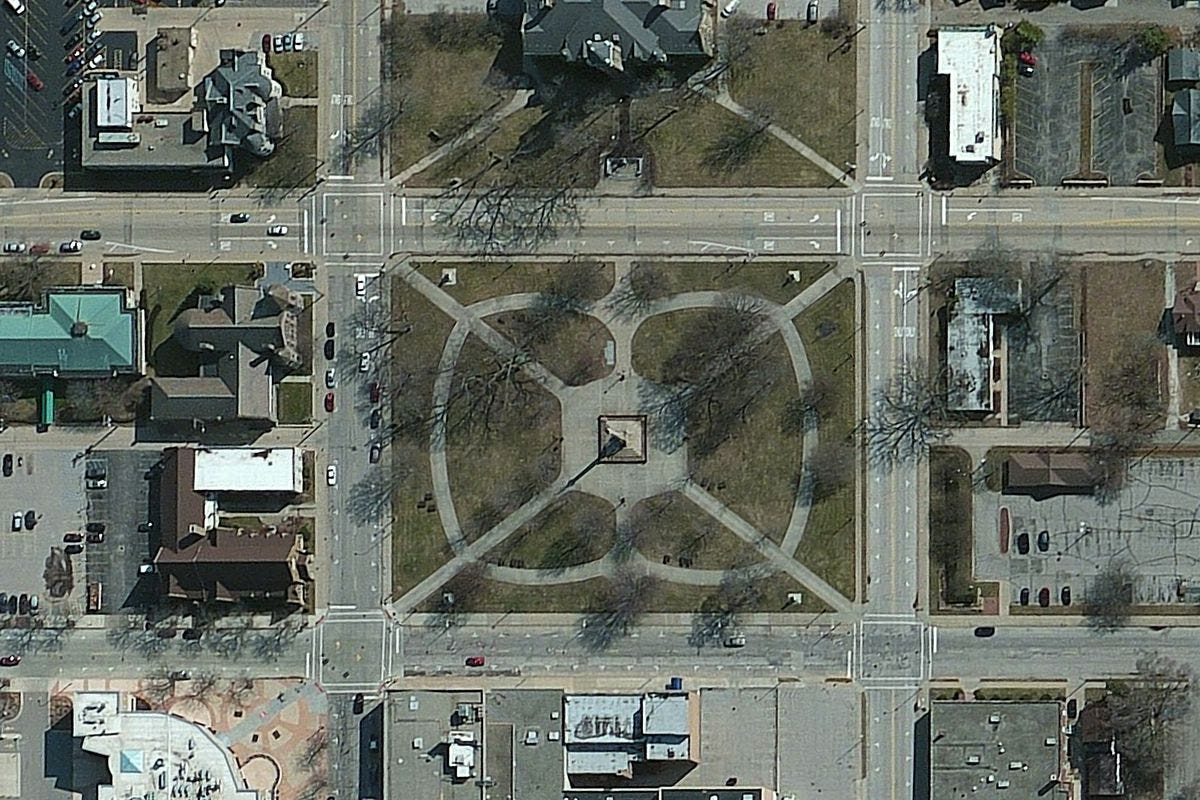 DigitalGlobe high-resolution imagery of Hackley Park in Muskegon, Michigan. DigitalGlobe high-resolution imagery of Hackley Park in Muskegon, Michigan.