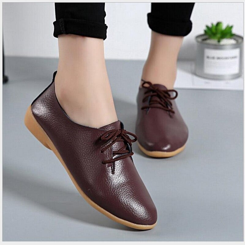 trendy flat shoes 2018