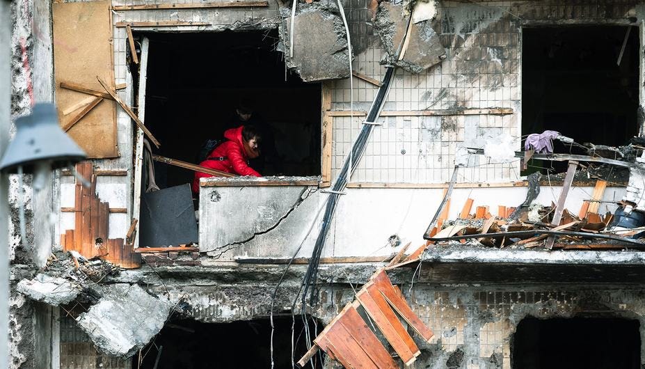 Разрушенный дом после боевых действий в Киеве. Фото: ЮНИСЕФ / ООН