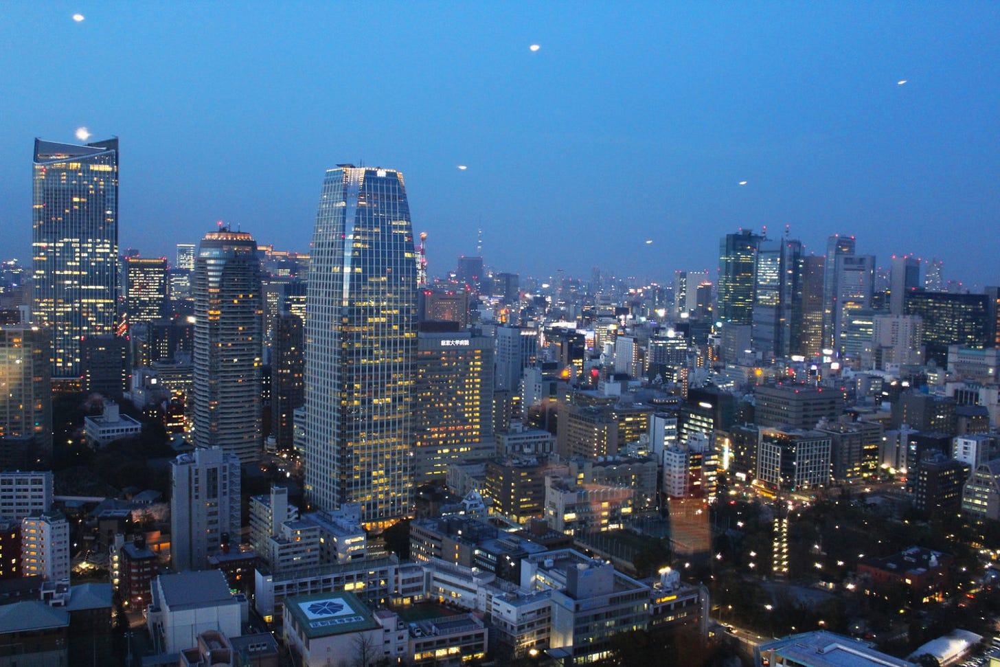 http://www.greenandturquoise.com/wp-content/uploads/2015/06/tokyo-skyline-2-1500x1000.jpg http://www.greenandturquoise.com/wp-content/uploads/2015/06/tokyo-skyline-2-1500x1000.jpg