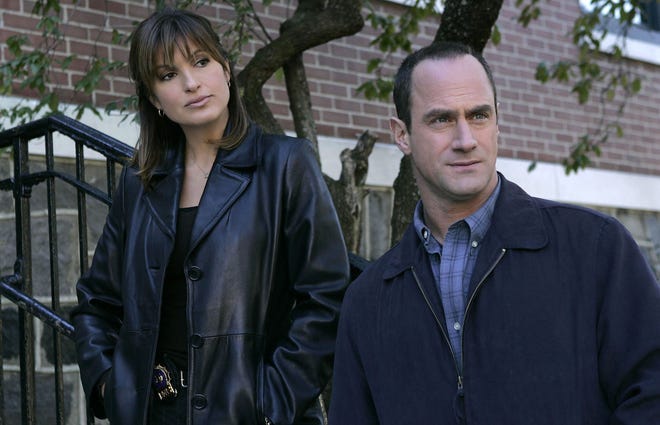 Mariska Hargitay and Christopher Meloni on "Law & Order: SVU"
