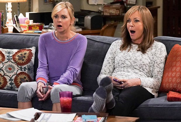 Mom: Season Eight; Anna Faris Leaves CBS Comedy Ahead of Fall 2020 Premiere - canceled + renewed TV shows - TV Series Finale