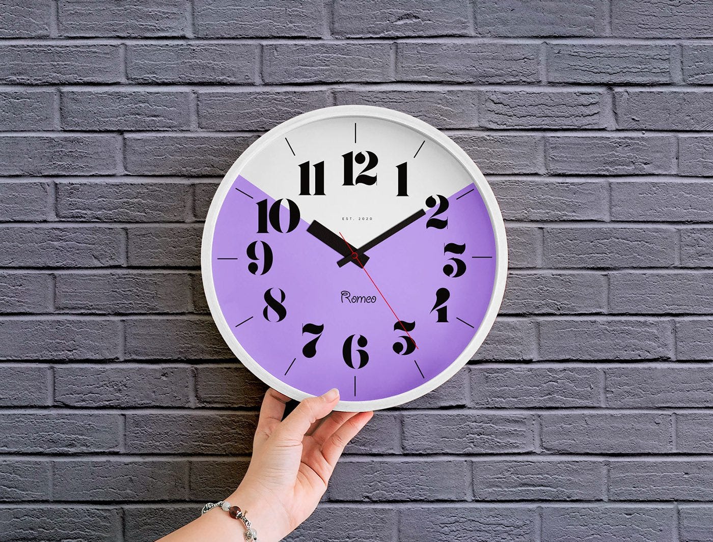 Free Wall Clock Mockup PSD скачать бесплатно | Каталог графики