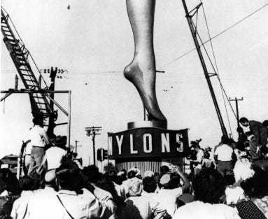 Nylon: A Revolution in Textiles | Science History Institute