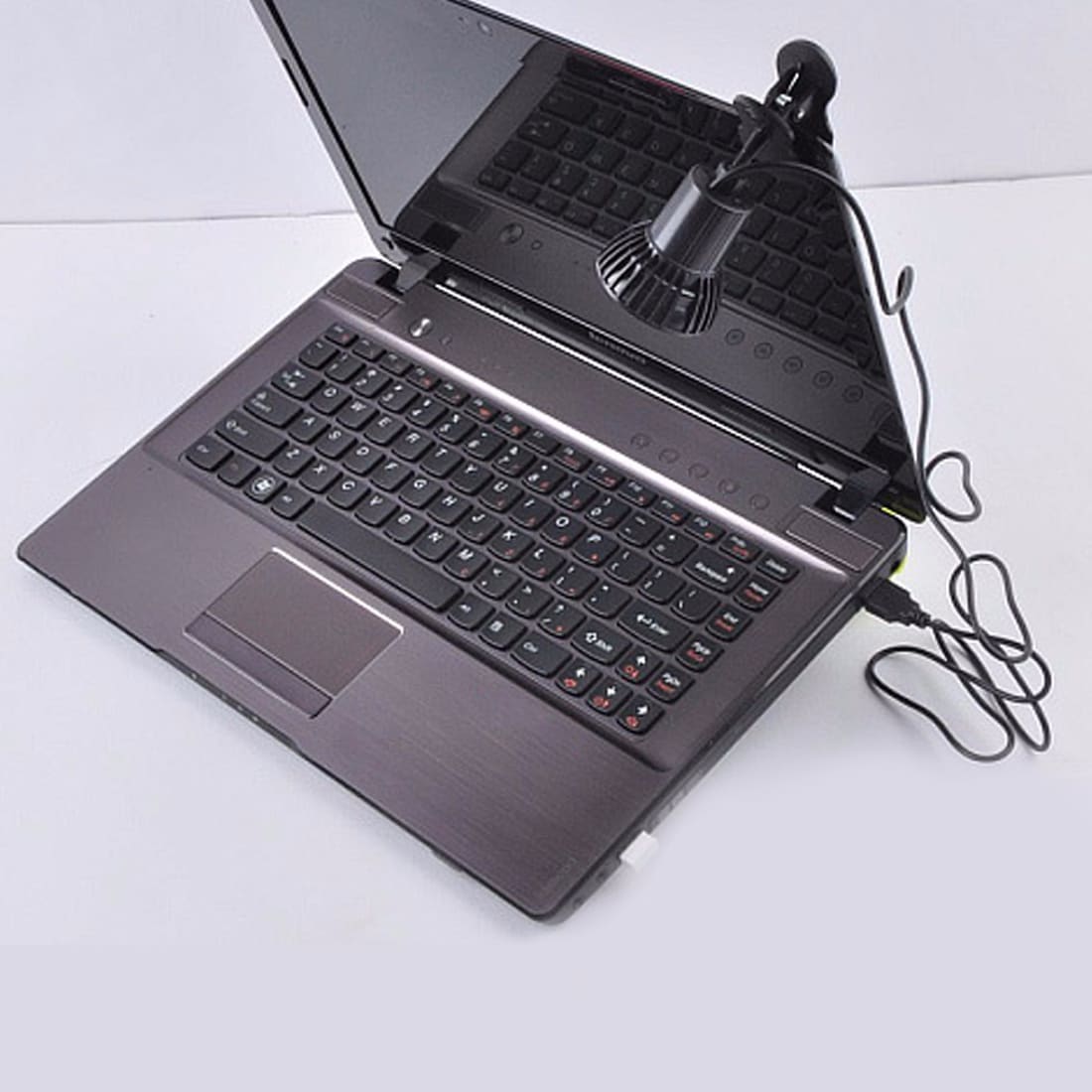 computer clip on light
