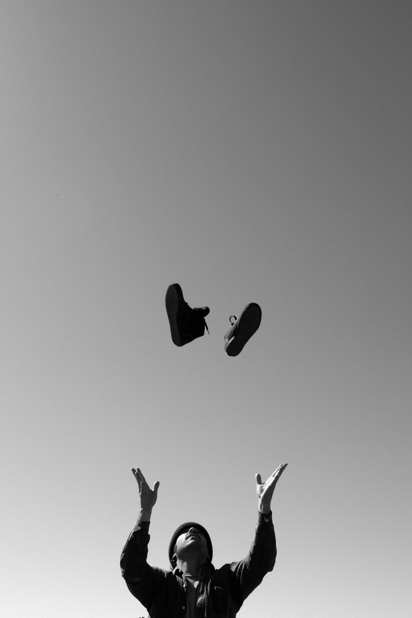 null A person flying through the air
Description automatically generated